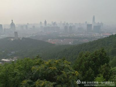 雨中的山峦唯美句子