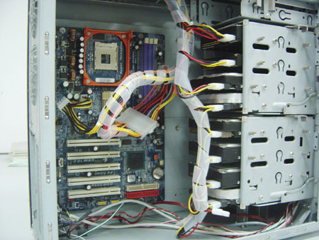 主机电脑电源线接法图_电脑主机电源测试_电脑主机打不开 但主板电源指示灯亮